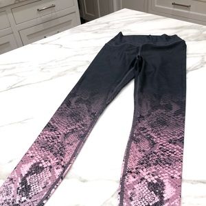 Carbon38 Snakeskin print ombré legging